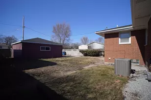 1312 Bigger St, Gary, IN 46404 - Photo 9