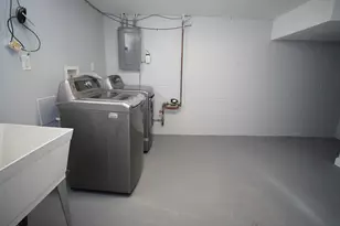 1312 Bigger St, Gary, IN 46404 - Photo 31