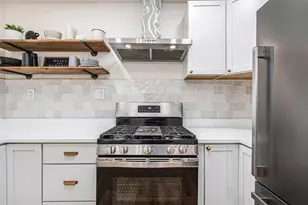 1121 Dekalb St, Gary, IN 46403 - Photo 7