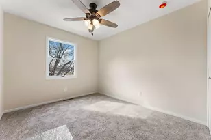 2807 W 63rd Ln, Merrillville, IN 46410 - Photo 15