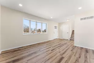 2807 W 63rd Ln, Merrillville, IN 46410 - Photo 5