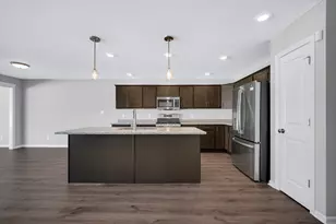 15538 W 101st Ln, Dyer, IN 46311 - Photo 3