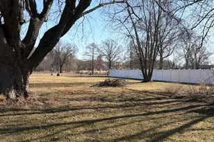 9225 Liable Rd, Highland, IN 46322 - Photo 3