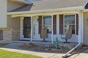 5 Harmel Dr, Valparaiso, IN 46383 - Photo 3