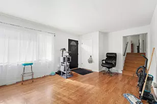 4219 Walsh Ave, East Chicago, IN 46312 - Photo 5