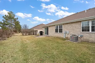 1065 Easy St, Crown Point, IN 46307 - Photo 13