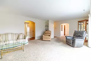 2288 Bordeaux Walk, Highland, IN 46322 - Photo 9
