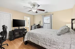 7696 Jackson St, Merrillville, IN 46410 - Photo 9