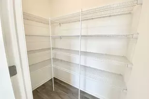 187 Cressmoor Blvd, Hobart, IN 46342 - Photo 9