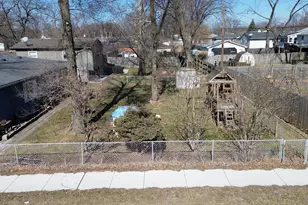 703 N Glenwood Ave, Griffith, IN 46319 - Photo 17