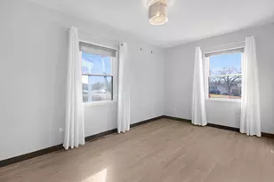 114 S Chase Dr, Crown Point, IN 46307 - Photo 9