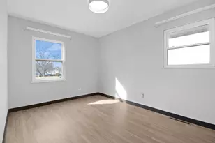 114 S Chase Dr, Crown Point, IN 46307 - Photo 13