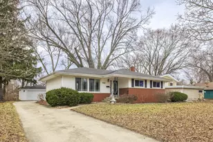 9133 Foliage Ln, Munster, IN 46321 - Photo 1