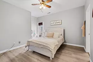 23 Abington St, Valparaiso, IN 46385 - Photo 9