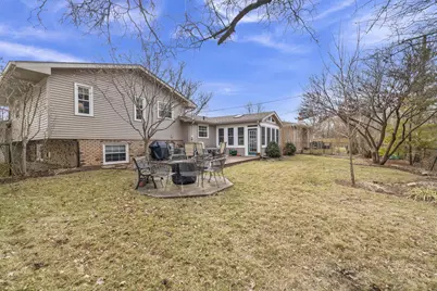 9000 Chestnut Lane, Munster, IN 46321 - Photo 29