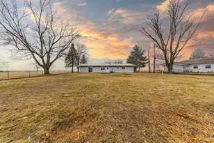 3569 W 1500 S, Kentland, IN 47951 - Photo 17