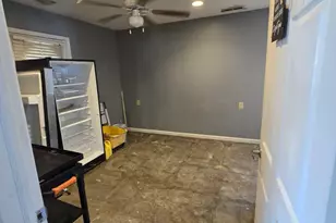 5533 Furnas Ct, Indianapolis, IN 46221 - Photo 5