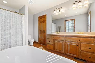 568 Shatz Drive N, Valparaiso, IN 46385 - Photo 27