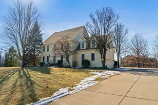 568 Shatz Dr N, Valparaiso, IN 46385 - Photo 1