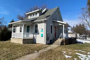 107 Evans Ave, Valparaiso, IN 46383 - Photo 1