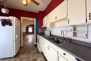 107 Evans Ave, Valparaiso, IN 46383 - Photo 9