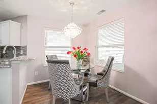 11140 Briarcliff Ct, Crown Point, IN 46307 - Photo 7