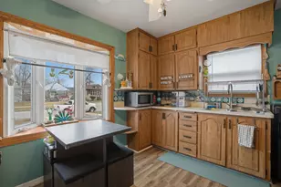 7623 Monroe Ave, Hammond, IN 46324 - Photo 3