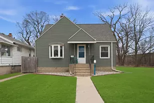 7623 Monroe Ave, Hammond, IN 46324 - Photo 1