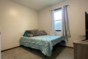 811 Henry Ct, Hobart, IN 46342 - Photo 17