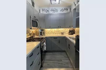 811 Henry Court, Hobart, IN 46342 - Photo 7