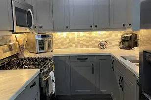 811 Henry Ct, Hobart, IN 46342 - Photo 7