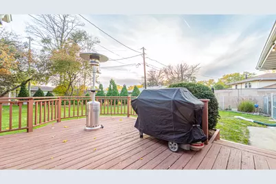 6799 Laurel Avenue, Portage, IN 46368 - Photo 27