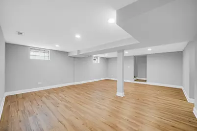 6833 Baring Avenue, Hammond, IN 46324 - Photo 11