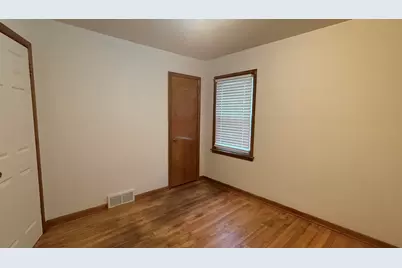 7021 Osborn Avenue, Hammond, IN 46323 - Photo 11