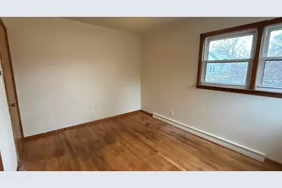 7021 Osborn Avenue, Hammond, IN 46323 - Photo 9