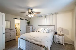 1226 S Ash St, Hobart, IN 46342 - Photo 7