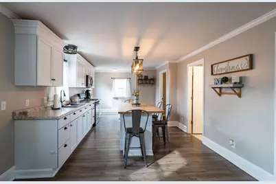 1226 S Ash Street, Hobart, IN 46342 - Photo 5