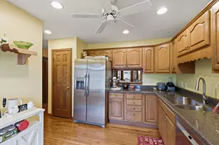 712 Dogwood Ct SW, Demotte, IN 46310 - Photo 5