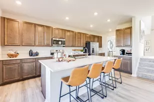 18557 Hemlock Ln, Lowell, IN 46356 - Photo 5