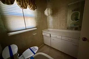 104 Foster Ave, Elkhart, IN 46516 - Photo 7