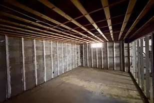 104 Foster Ave, Elkhart, IN 46516 - Photo 11