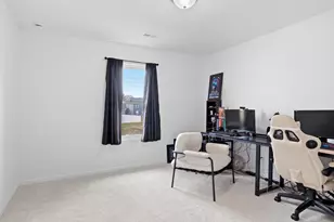 302 Holst Ln, Valparaiso, IN 46385 - Photo 17