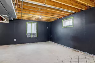 302 Holst Ln, Valparaiso, IN 46385 - Photo 19