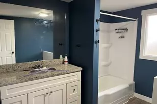 407 E State St, Morocco, IN 47963 - Photo 7