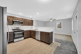 285 S Ivanhoe Rd, Kingsford Heights, IN 46346 - Photo 7