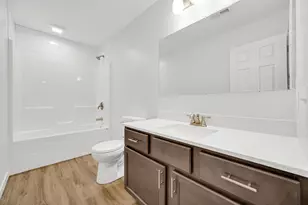 285 S Ivanhoe Rd, Kingsford Heights, IN 46346 - Photo 11