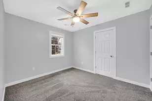 285 S Ivanhoe Rd, Kingsford Heights, IN 46346 - Photo 17