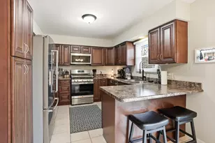 4042 Burning Tree Ct, Crown Point, IN 46307 - Photo 9