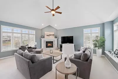 817 Mary Ellen Drive, Crown Point, IN 46307 - Photo 7