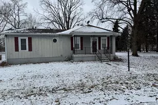 18 Genesse St, LaCrosse, IN 46348 - Photo 1